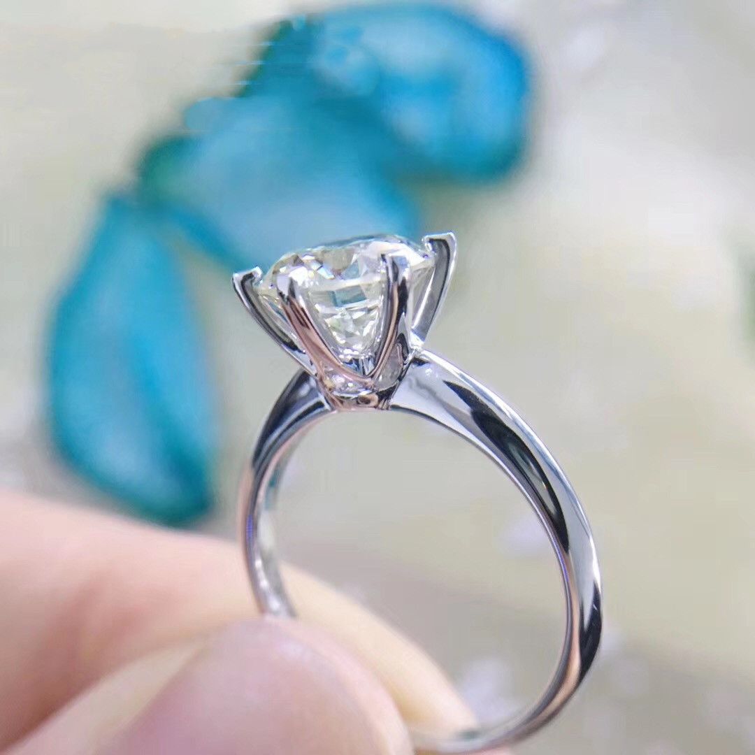 Eight Heart Eight Arrow Zircon Moissanite Ring