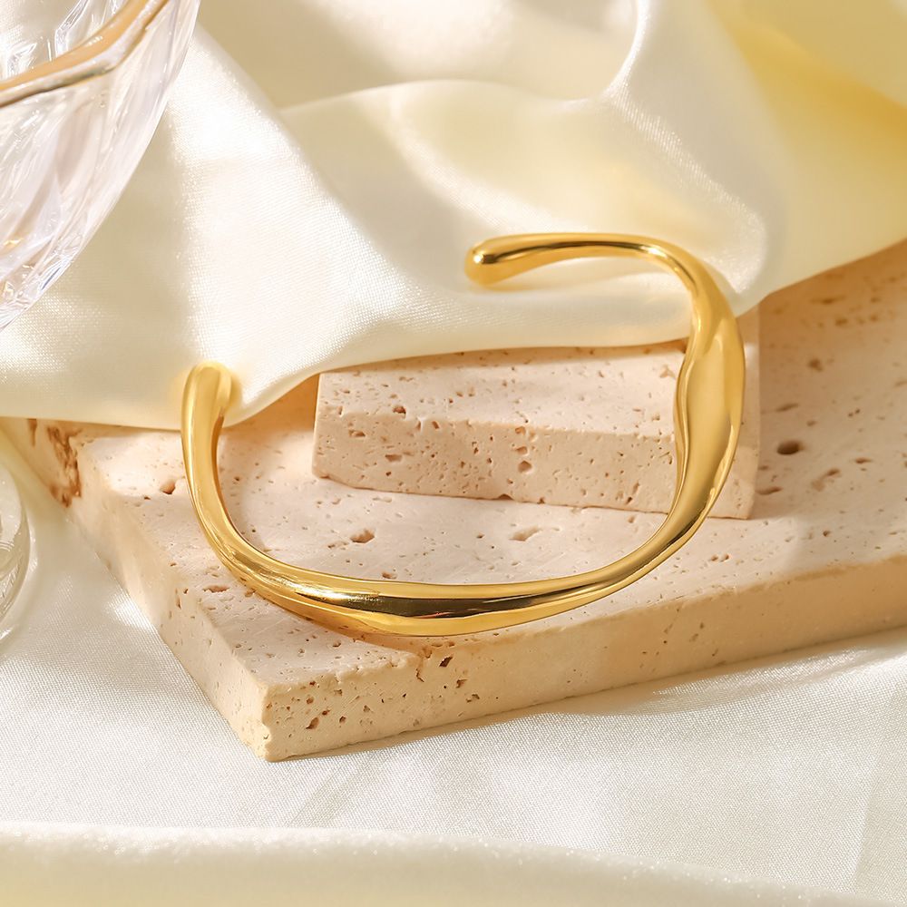 18K Gold Stainless Steel Shaped Bracelet
