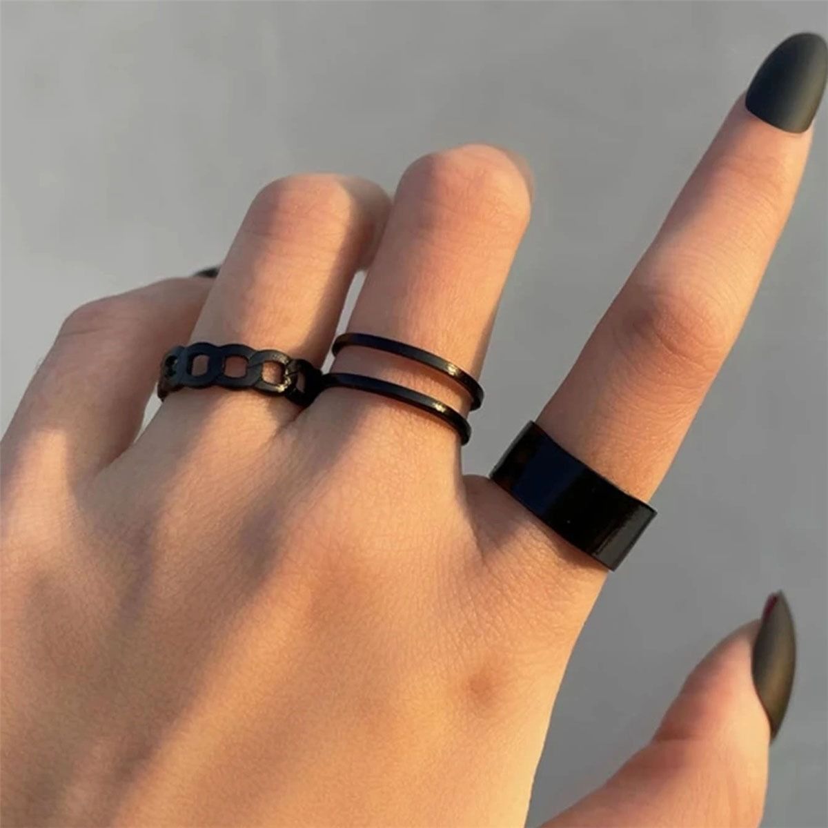 Women's Fashion Retro Knuckle Ring Suit