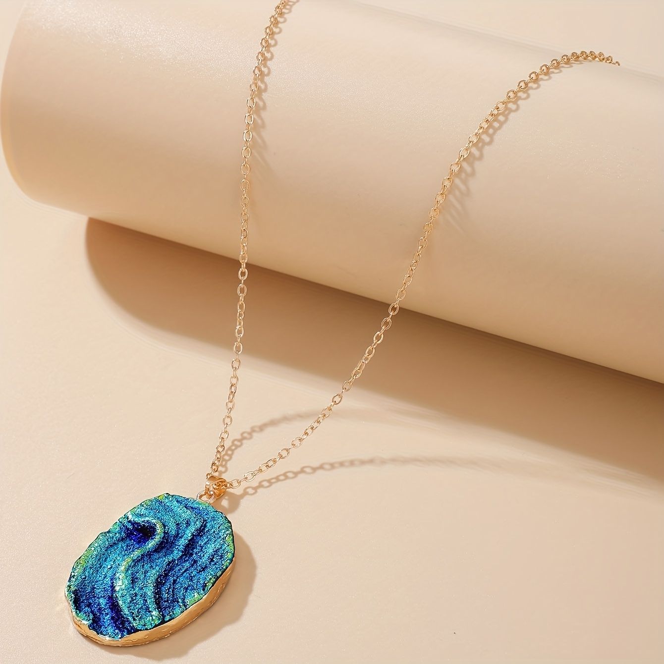 Personality Creative Alloy Geometric Irregular Colorful Round Piece Pendant Ladies Single Layer Necklace Clavicle Chain