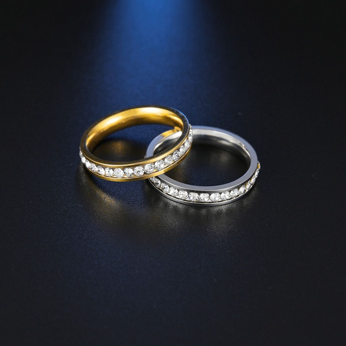 Women's Simple Classic Single Row Diamond Ring