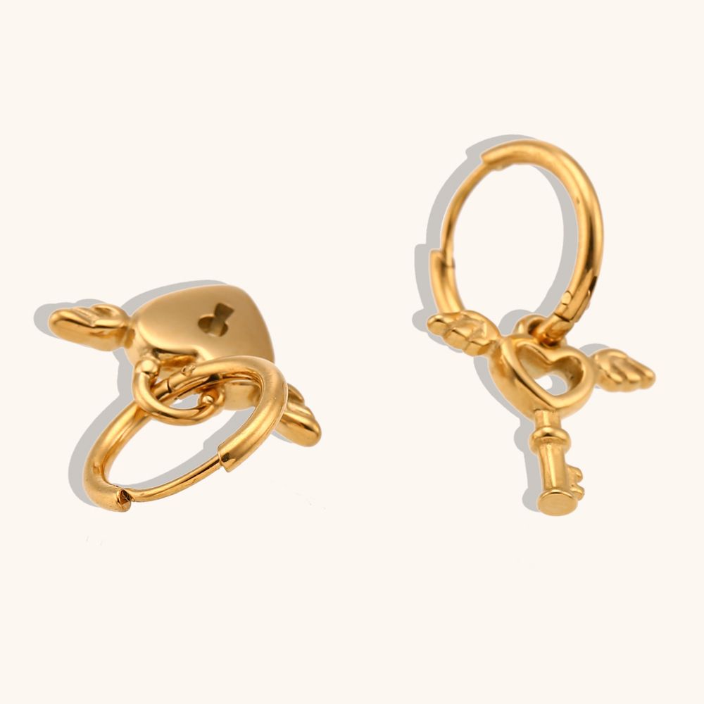 Asymmetric Heart Key Wings Earrings